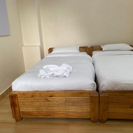 Beli Guest House Pokhara Luaran gambar