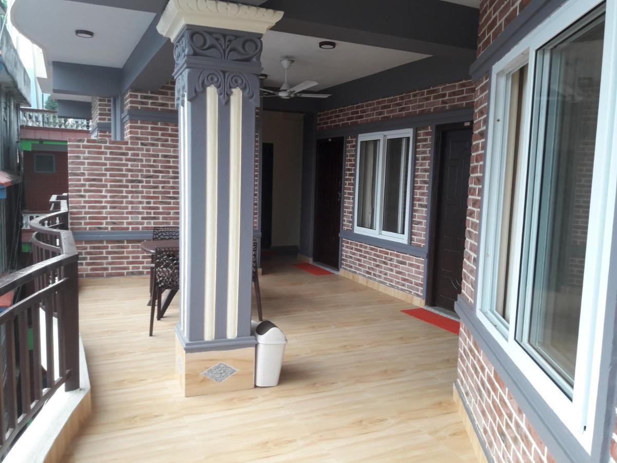 Beli Guest House Pokhara Luaran gambar