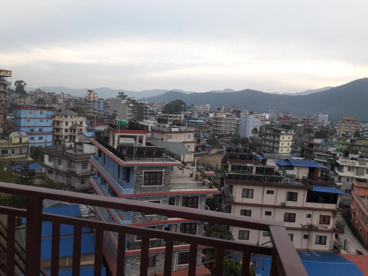 Beli Guest House Pokhara Luaran gambar