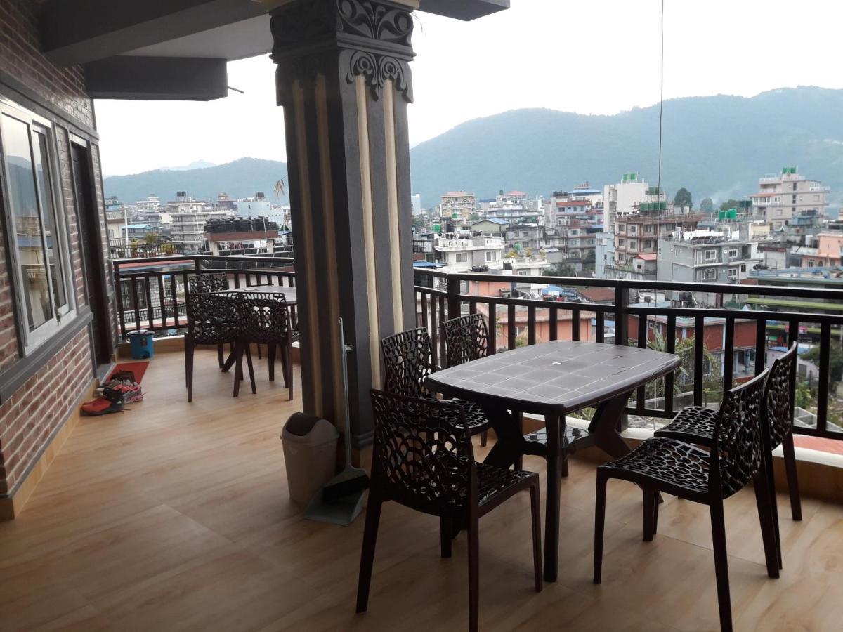 Beli Guest House Pokhara Luaran gambar