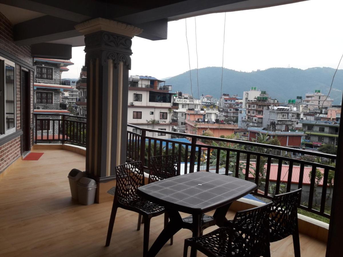 Beli Guest House Pokhara Luaran gambar