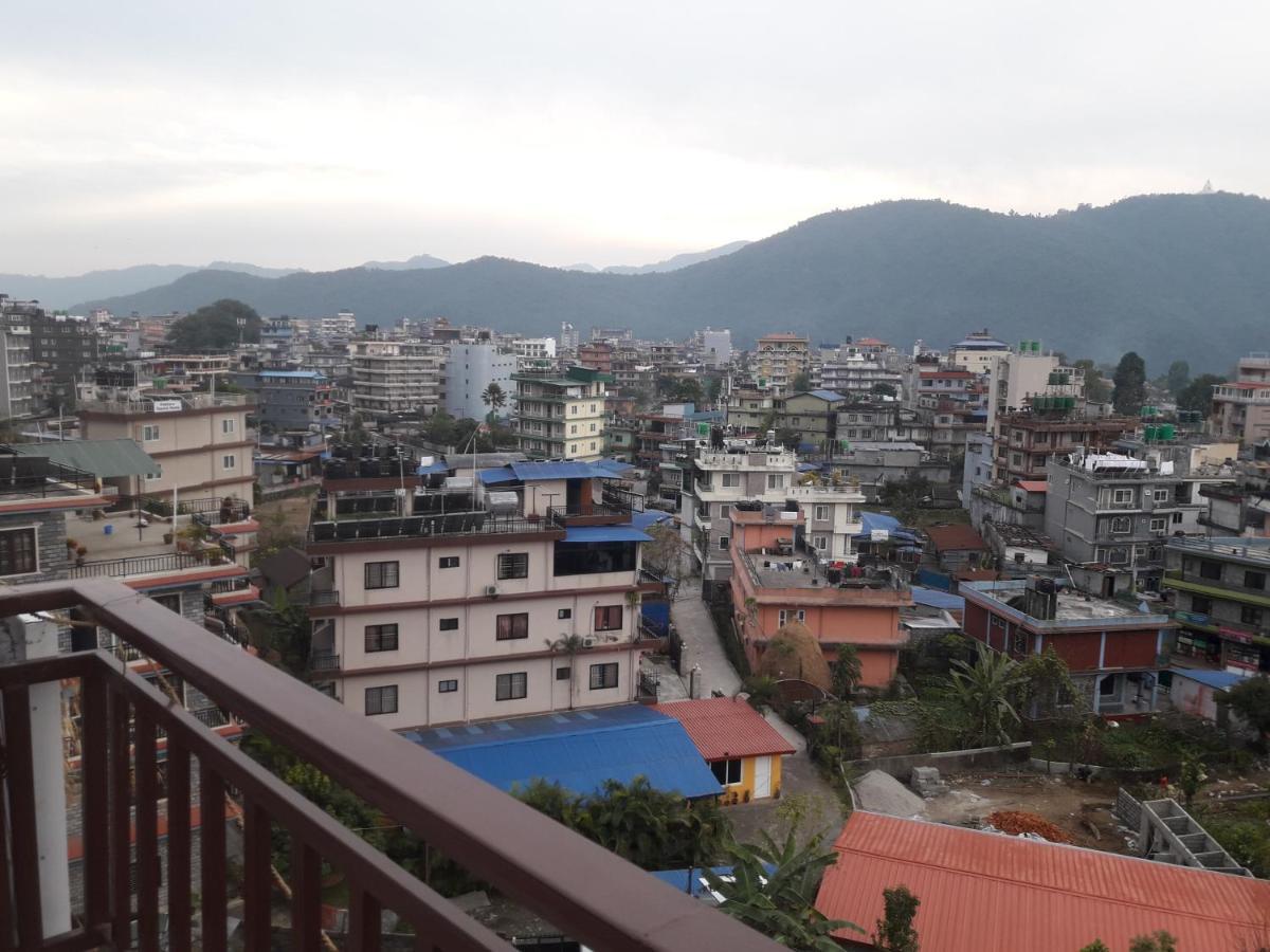 Beli Guest House Pokhara Luaran gambar