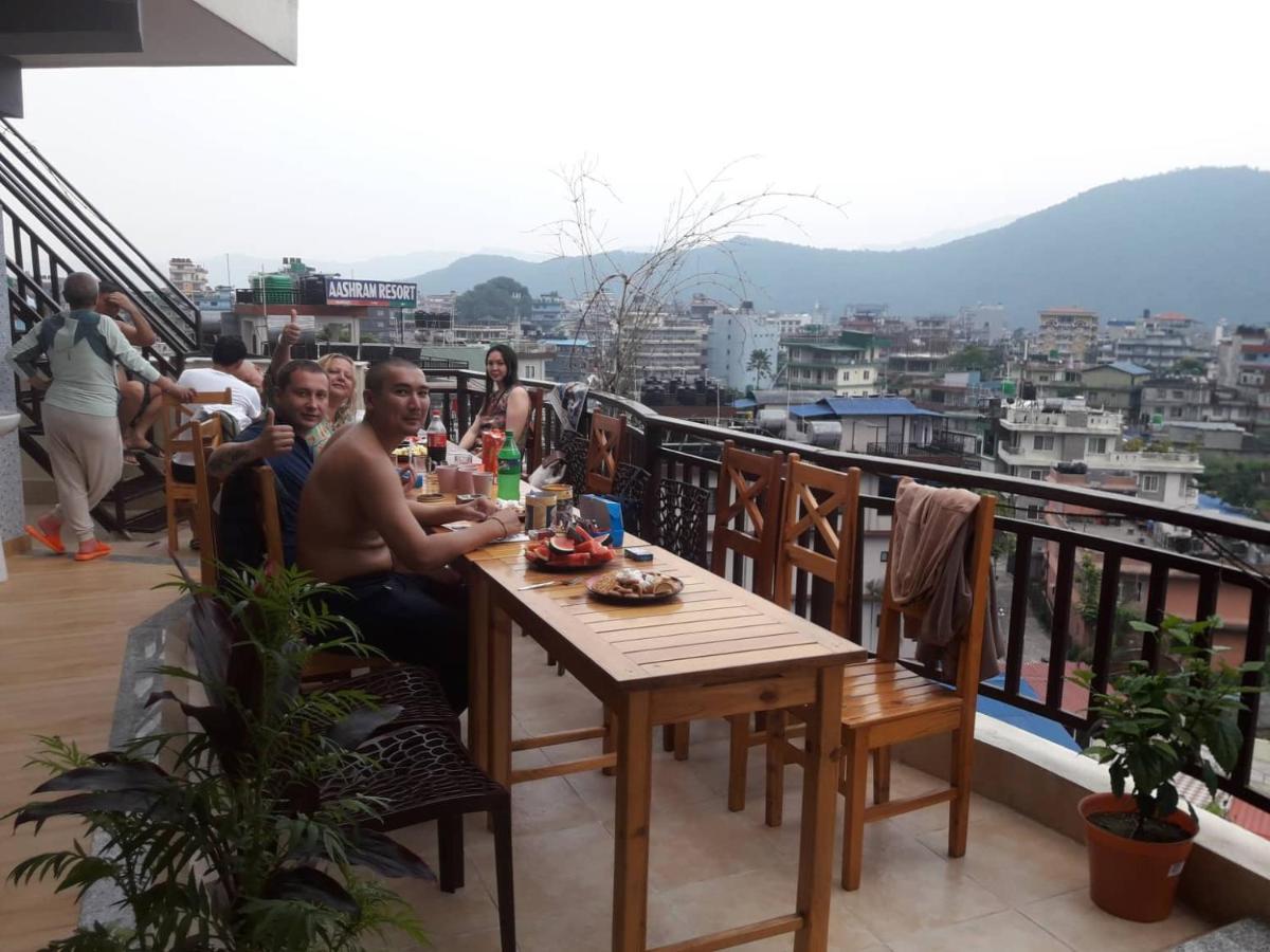 Beli Guest House Pokhara Luaran gambar