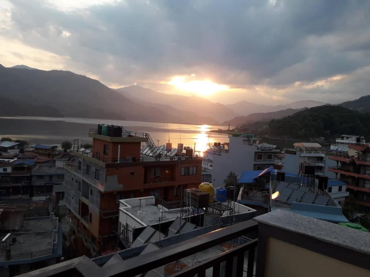 Beli Guest House Pokhara Luaran gambar