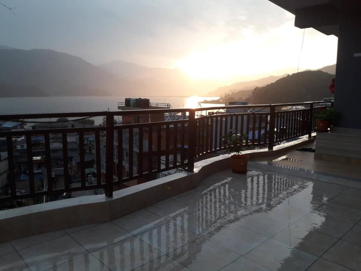 Beli Guest House Pokhara Luaran gambar