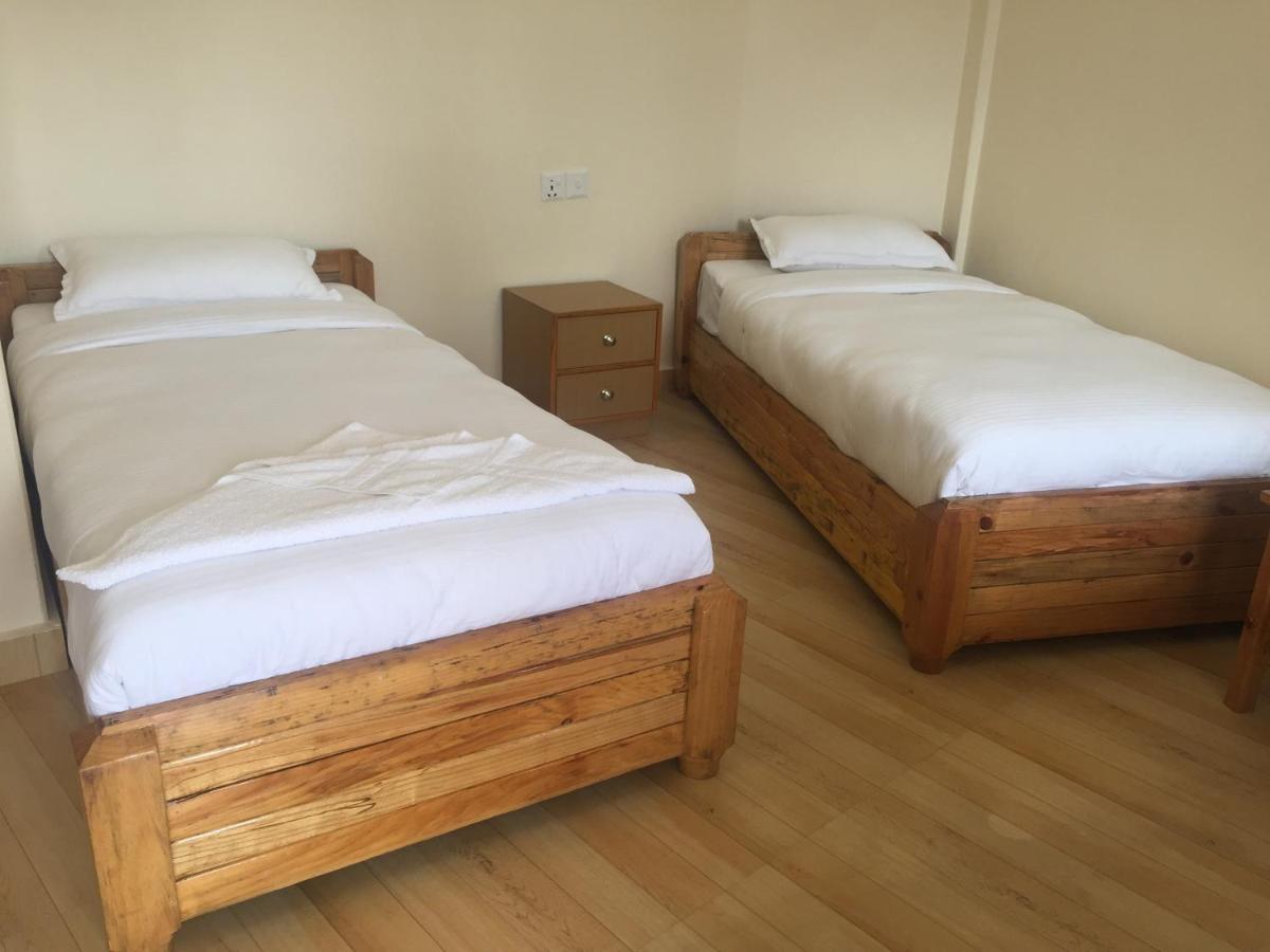Beli Guest House Pokhara Luaran gambar