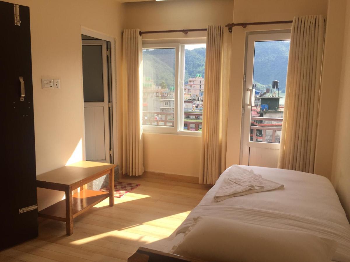 Beli Guest House Pokhara Luaran gambar