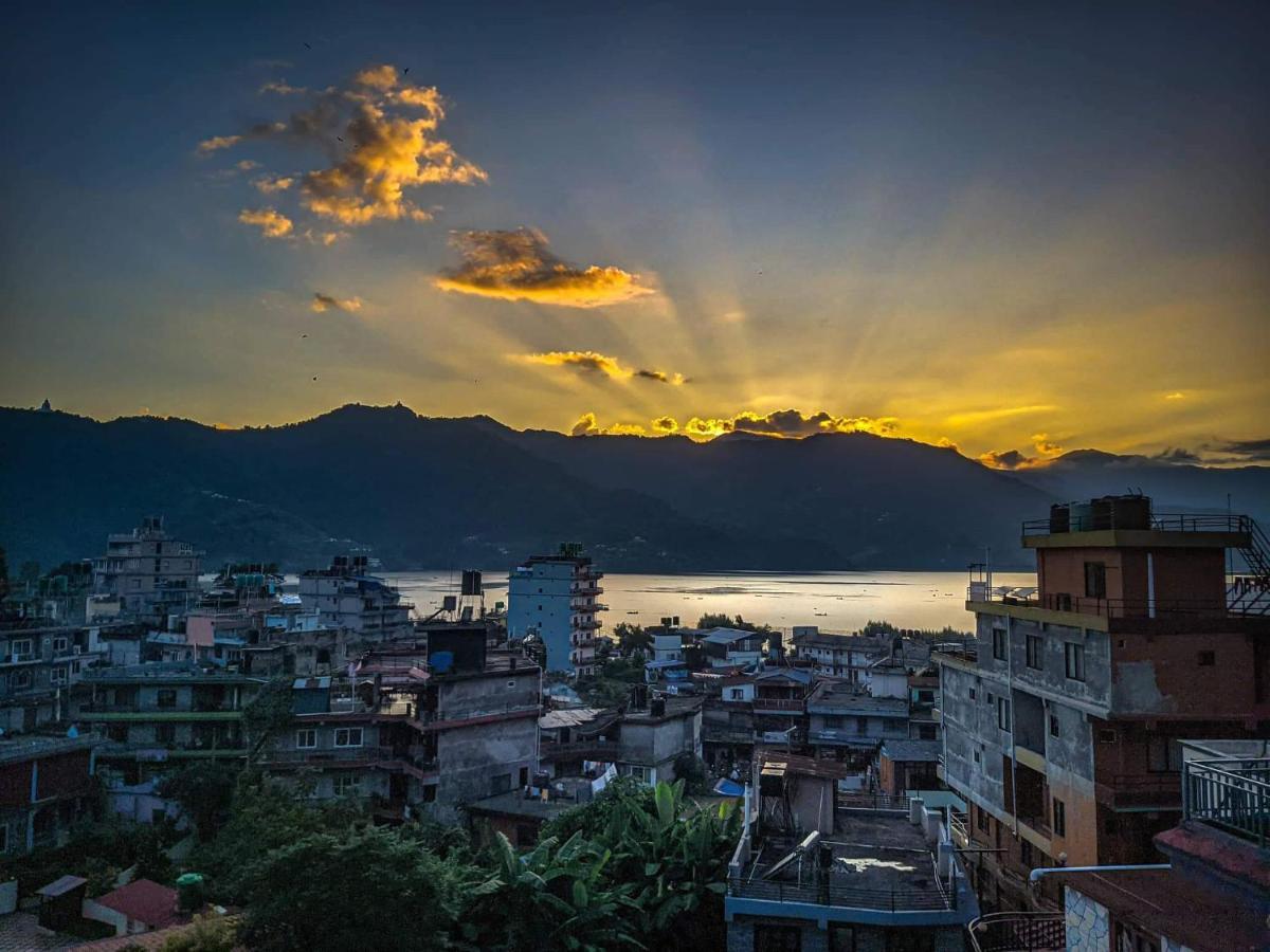 Beli Guest House Pokhara Luaran gambar